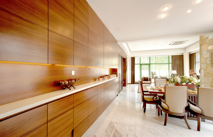 中式整體家具-木飾面餐邊柜