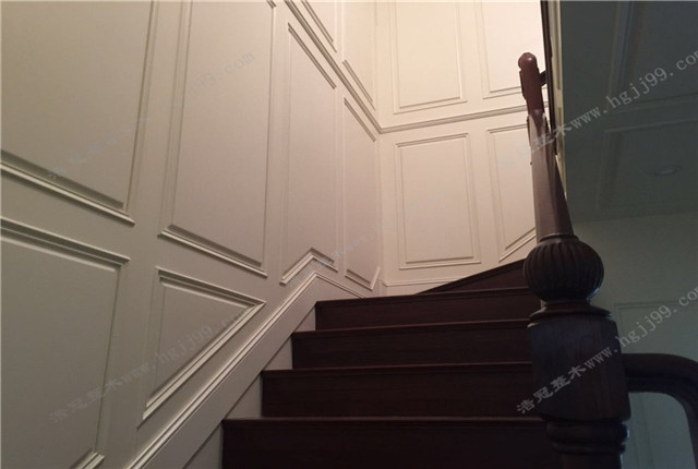 浩冠簡歐護墻板