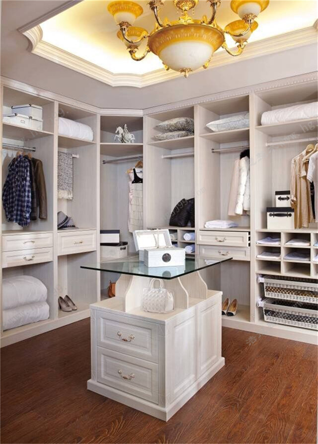 浩冠衣帽間 浩冠衣帽間