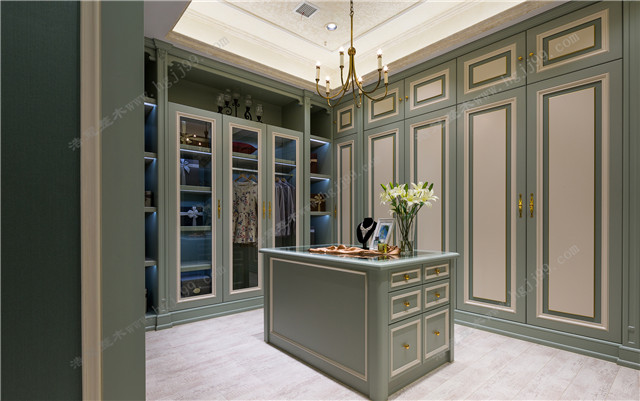 浩冠整體衣帽間